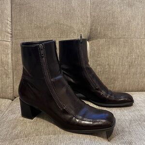 Vintage Franco Sarto Square Toe Dark Brown Ankle Boots size 8 vegan leather